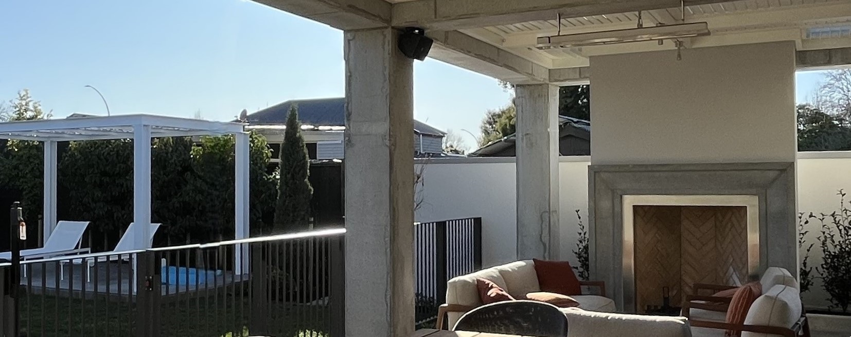 Music out under the loggia